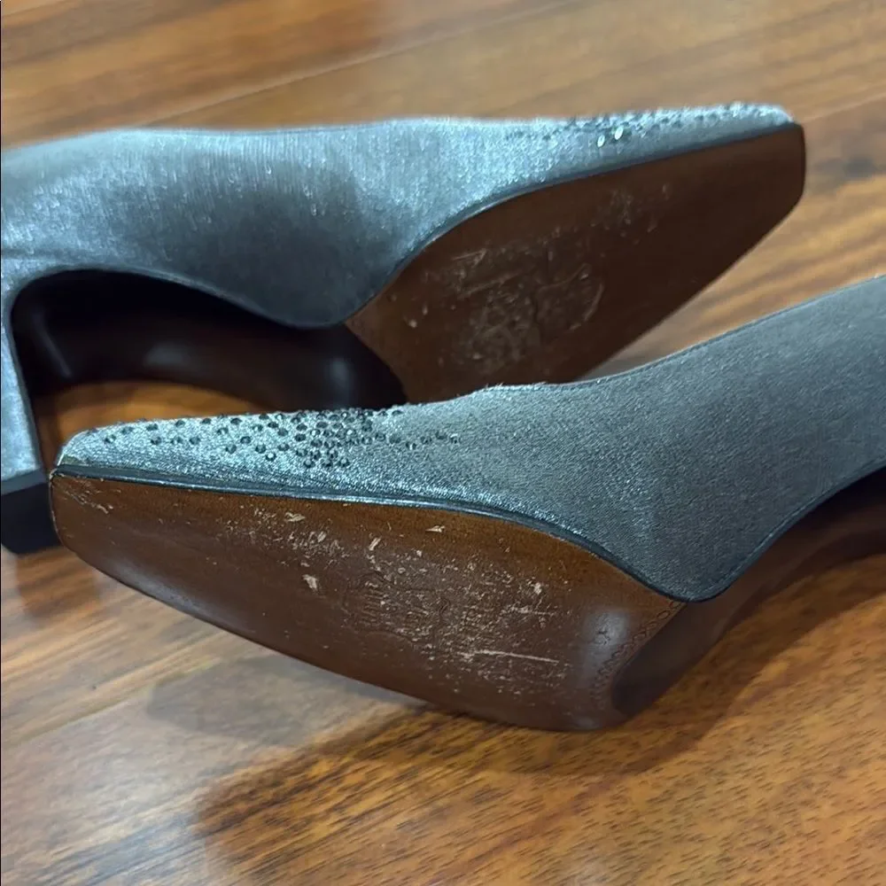 Stuart Weitzman Silver Pewter Jeweled  Heels with Metallic Finish Size 7 1/2